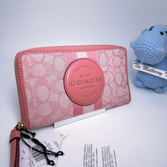 Coach C9073 Dempsey Large Phone Wallet Signature Jacquard Stripe And Patch Taffy - Picture 3 of 9